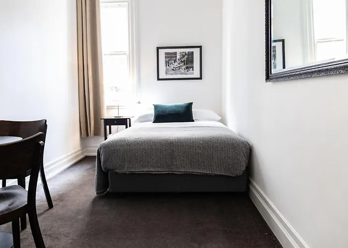 Wynyard Hotel Sydney